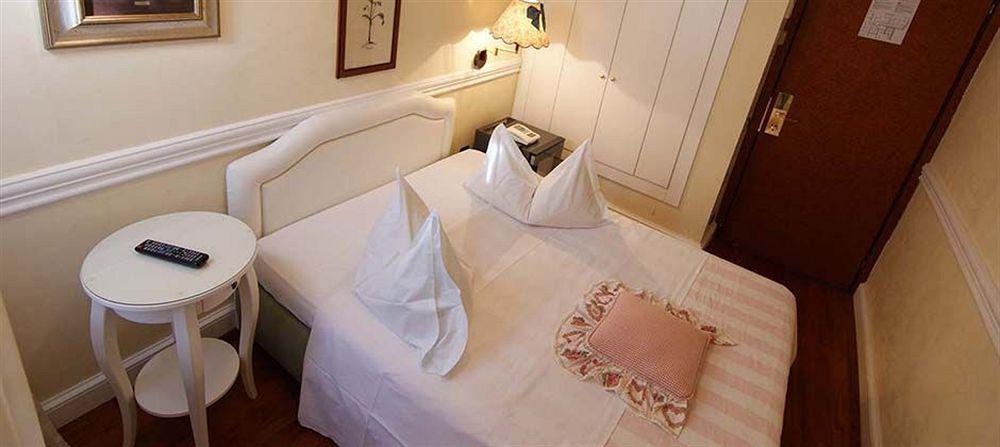 Hotel Marghera Roma Esterno foto